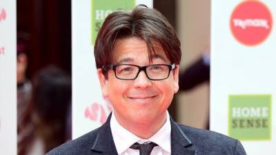 Michael McIntyre to host new Saturday night game show on BBC One - www.breakingnews.ie