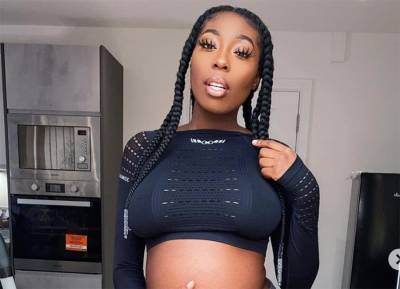 Pregnant Youtuber Nicole Thea dies from suspected heart attack weeks before birth - evoke.ie