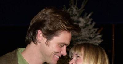 Jim Carrey admits Renée Zellweger was 'the love of his life' - www.msn.com - California - city Universal