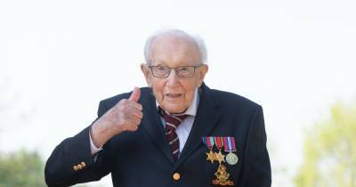 Queen will knight NHS hero fundraiser Captain Sir Tom Moore this week - www.manchestereveningnews.co.uk