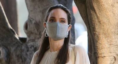 Angelina Jolie Wears Her Face Mask While Out to Lunch - www.justjared.com - Los Angeles - USA