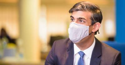 Rishi Sunak criticised for wearing mask that 'acts like a jet’ - experts warn why it’s worse than not wearing one - www.manchestereveningnews.co.uk