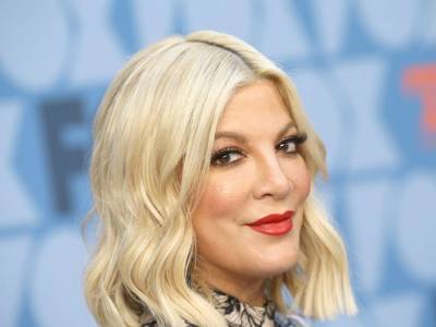 Broke Tori Spelling had cash taken from bank accounts to cover credit card debt - canoe.com - USA - Los Angeles