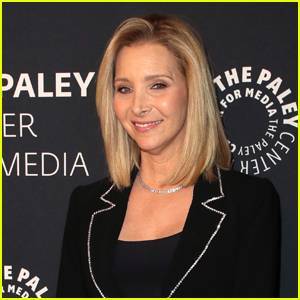 Lisa Kudrow & 'The Comeback' Cast to Reunite on 'Stars in the House'! - www.justjared.com