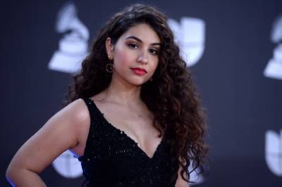 Alessia Cara Talks Her New EP ‘This Summer: Live Off The Floor’ With Proceeds Going To Save The Children - etcanada.com - Canada