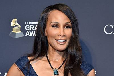 Beverly Johnson Recalls Racism On Set Including A Shoot Where A Pool Was Drained After She Was In It - etcanada.com - county Johnson