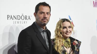 Nick Cannon - Guy Oseary - Nick Cannon Counseled by Madonna Manager Guy Oseary at Diddy’s Request - variety.com