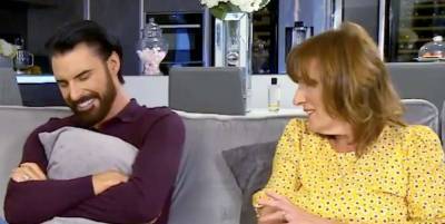 Celebrity Gogglebox airs the two most NSFW moments of the year - www.msn.com - county Stone