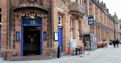 Man left seriously injured after drunken brawl in Paisley pub - www.dailyrecord.co.uk