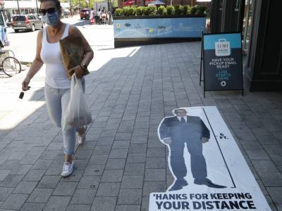 Campaign encourages Toronto shoppers to stay a 'Hanks' apart - torontosun.com