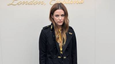 Riley Keough pays tribute to brother Benjamin after his death at 27 - www.breakingnews.ie