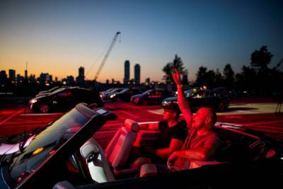 Concerts in cars aren't the same but it's all we've got right now - torontosun.com