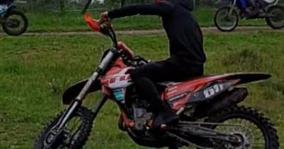 Police want to find this off-road biker after a horse-rider was left with cuts to her face - www.manchestereveningnews.co.uk