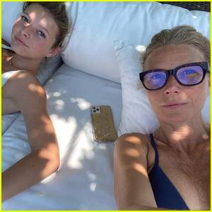 Gwyneth Paltrow & Daughter Apple Are Twinning in New Selfie! - www.justjared.com