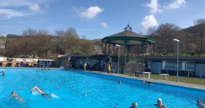 Outdoor swimming pools and lidos near Manchester and when they are reopening - www.manchestereveningnews.co.uk - Manchester