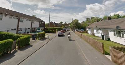 Man dies following early hours smash in Cheshire - www.manchestereveningnews.co.uk - county Cheshire