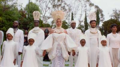 Beyonce Reveals New Trailer for 'Black Is King,' Starring Naomi Campbell, Lupita Nyong'o, JAY-Z and More - www.etonline.com - county King And Queen