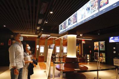 Barcelona Movie Theaters Closed Again Amid COVID-19 Spike - deadline.com - Spain