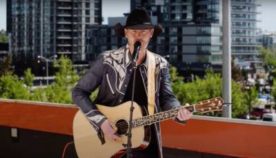 Paul Brandt Performs ‘Alberta Bound’ From Calgary Rooftop To Celebrate Canada Day - etcanada.com - Canada