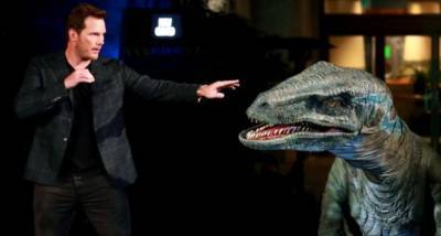 Chris Pratt returns to London as Jurassic World: Dominion makers restart shooting amid the COVID 19 pandemic - www.pinkvilla.com - London