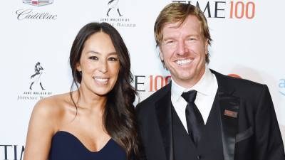 Chip and Joanna Gaines Share How They Made It Through When Their Business Was Struggling - www.etonline.com