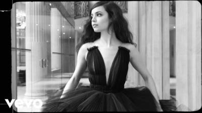 ‘Descendants’ Star Sofia Carson Premieres Video For ‘Miss U More Than U Know’ - etcanada.com - France - county Carson