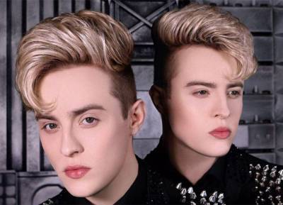 Outraged Jedward demand answers from Simon Cowell as their music vanishes - evoke.ie