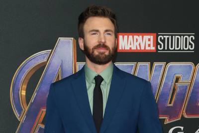 Ryan Gosling & Chris Evans’ $200 million film will be Netflix’s most expensive - www.hollywood.com