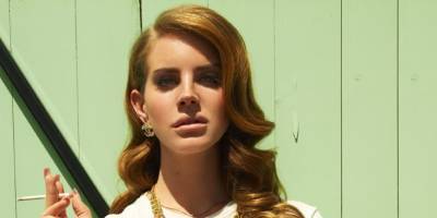 Lana Del Rey reveals debut album tracklisting - www.officialcharts.com