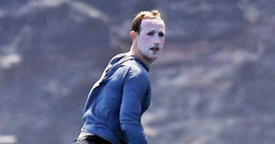 Mark Zuckerberg Spooks the Internet With Too Much Sunscreen on His Face in Hawaii - www.usmagazine.com - Hawaii