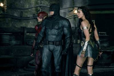 The ‘Justice League’ Synder Cut Will Exist Outside of DC Continuity, Zack Snyder Says - thewrap.com
