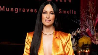 Kacey Musgraves Shares Tearful First Instagram Pic Since Announcing Divorce - www.etonline.com
