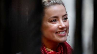 Amber Heard denies fabricating injuries in Depp libel trial - abcnews.go.com - Britain - London - Los Angeles