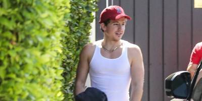 Charlie Puth Puts His Toned Arms on Display After a Workout in West Hollywood - www.justjared.com