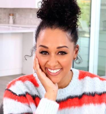 Tia Mowry Developing Family-Style Clip Show With Kin & Jukin Media - deadline.com