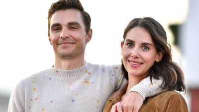 Alison Brie reveals her friend set her up with Dave Franco - www.foxnews.com - Los Angeles - New Orleans