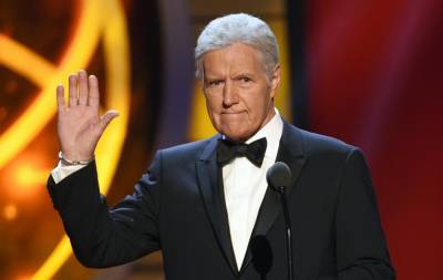 Alex Trebek Says He Will Not Go Cold Turkey On Cancer Treatment After ‘Confusion’ From Book Excerpt - etcanada.com - New York - Turkey