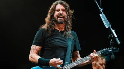 Dave Grohl Says Educators Like His Mom "Want to Teach, Not Die" Amid Battle Over Schools Reopening - www.hollywoodreporter.com - Virginia - Ohio