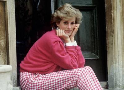 Poignant letter written by Princess Diana as she turned 30 is up for auction - evoke.ie