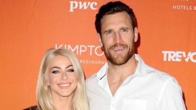 Julianne Hough Comments on Brooks Laich's 'Booty' in 'Thirst Trap' Pic - www.etonline.com