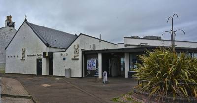 Ayrshire COVID-19 community hub site forced to close after link to positive case - www.dailyrecord.co.uk