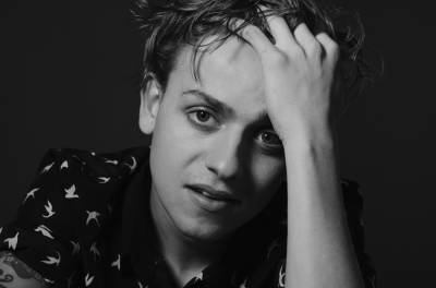 Scott Helman Fondly Remembers Moments With His Late 'Papa' on Sentimental New Song - www.billboard.com