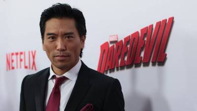 ‘Daredevil’ Actor Peter Shinkoda Claims Jeph Loeb Made Anti-Asian Comments During Production Of Netflix Series - deadline.com - county Hand