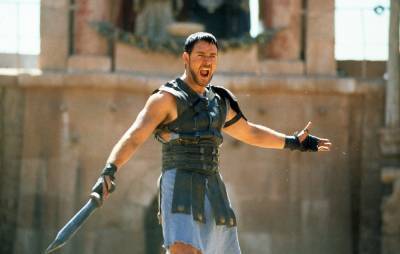 Russell Crowe admits he felt guilty over his ‘Gladiator’ Oscar win - www.nme.com
