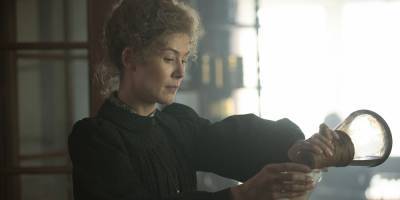 Rosamund Pike And Marjane Satrapi Attempt To Pay Tribute To Marie Curie - www.hollywoodnews.com