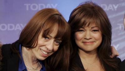 Norman Lear, Mackenzie Phillips & Valerie Bertinelli Set For ‘One Day At A Time’ Live Benefit Reunion - deadline.com - county Evans