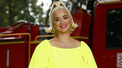 Katy Perry Pushes Back 'Smile' Album Release Due to 'Unavoidable Production Delays' - www.etonline.com