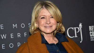 Martha Stewart agrees with fans over her sexy poolside pic: ‘Definitely a thirst trap’ - www.foxnews.com