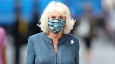 Duchess Camilla Wears Artsy Face Mask to Gallery Reopening in London and We're Here for the Chicness - www.etonline.com - London