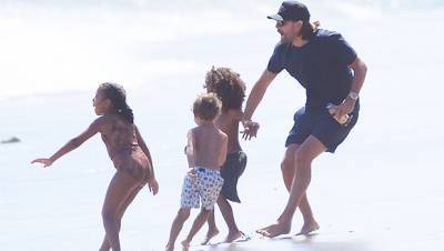 Scott Disick Proves He’s The Perfect Uncle As He Plays With The Kardashian Kids On The Beach – Pics - hollywoodlife.com - California